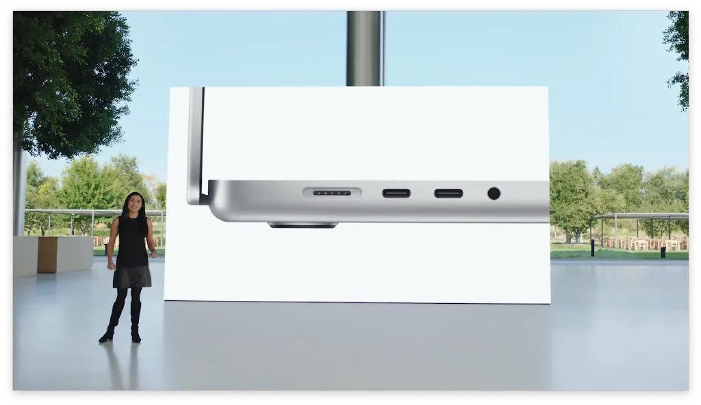 真「炸场」啦！全新刘海屏 MacBook Pro 问世，苹果创造了一头性能怪兽